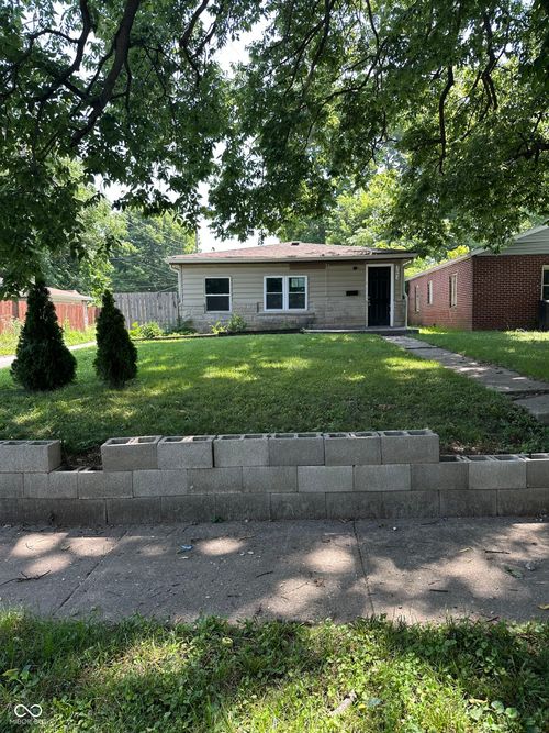 3043 Hovey St, Indianapolis, IN, 46218-1928 | Card Image
