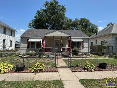 18 Merchant St, Emporia, KS, 66801-4051 | Card Image