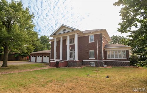 112 N Madison St, Malden, MO, 63863-1940 | Card Image