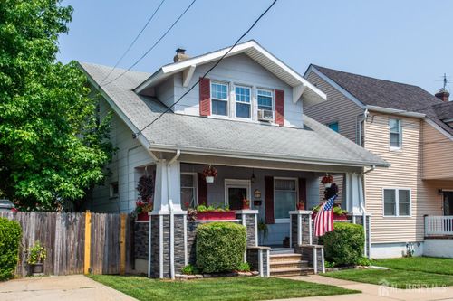 11 Summit Ave, Fords, NJ, 08863-1632 | Card Image