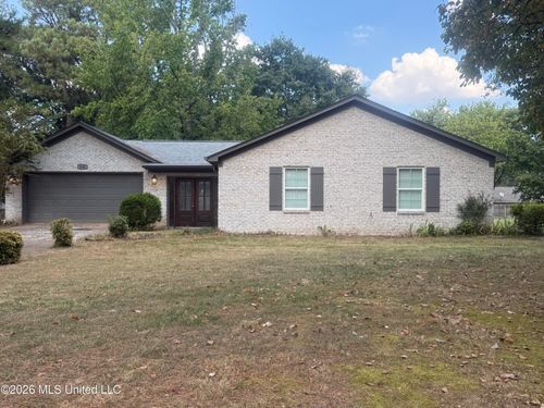 538 Pin Oak Pt, Southaven, MS, 38671-2732 | Card Image