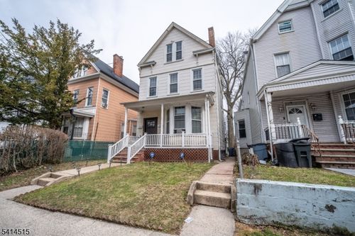 108 Hollywood Ave, East Orange, NJ, 07018-4104 | Card Image