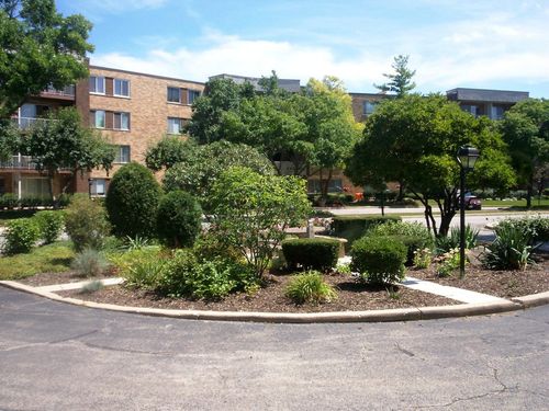 unit-604-225 S Rohlwing Rd, Palatine, IL, 60074-6471 | Card Image