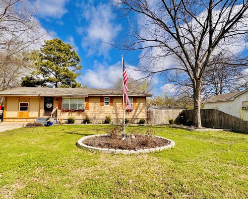 714 W 7th St, Rector, AR, 72461-2019 | Card Image