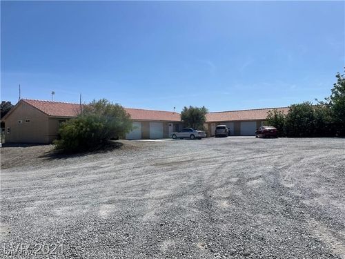 d-1040 Marne Ct, Pahrump, NV, 89048-6178 | Card Image