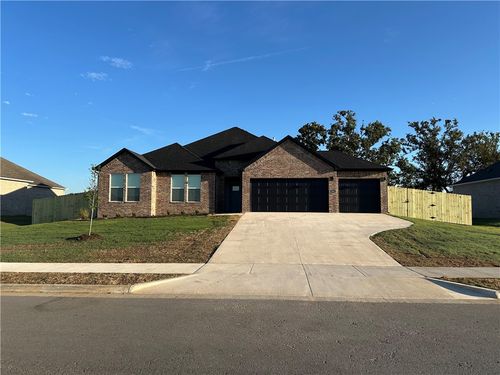 7001 E Sugarloaf St, Siloam Springs, AR, 72761-3282 | Card Image