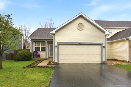 3019 Nantucket Dr, Joliet, IL, 60435-9032 | Card Image