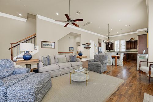 2039 Fannin Sta N, Houston, TX, 77045-4657 | Card Image