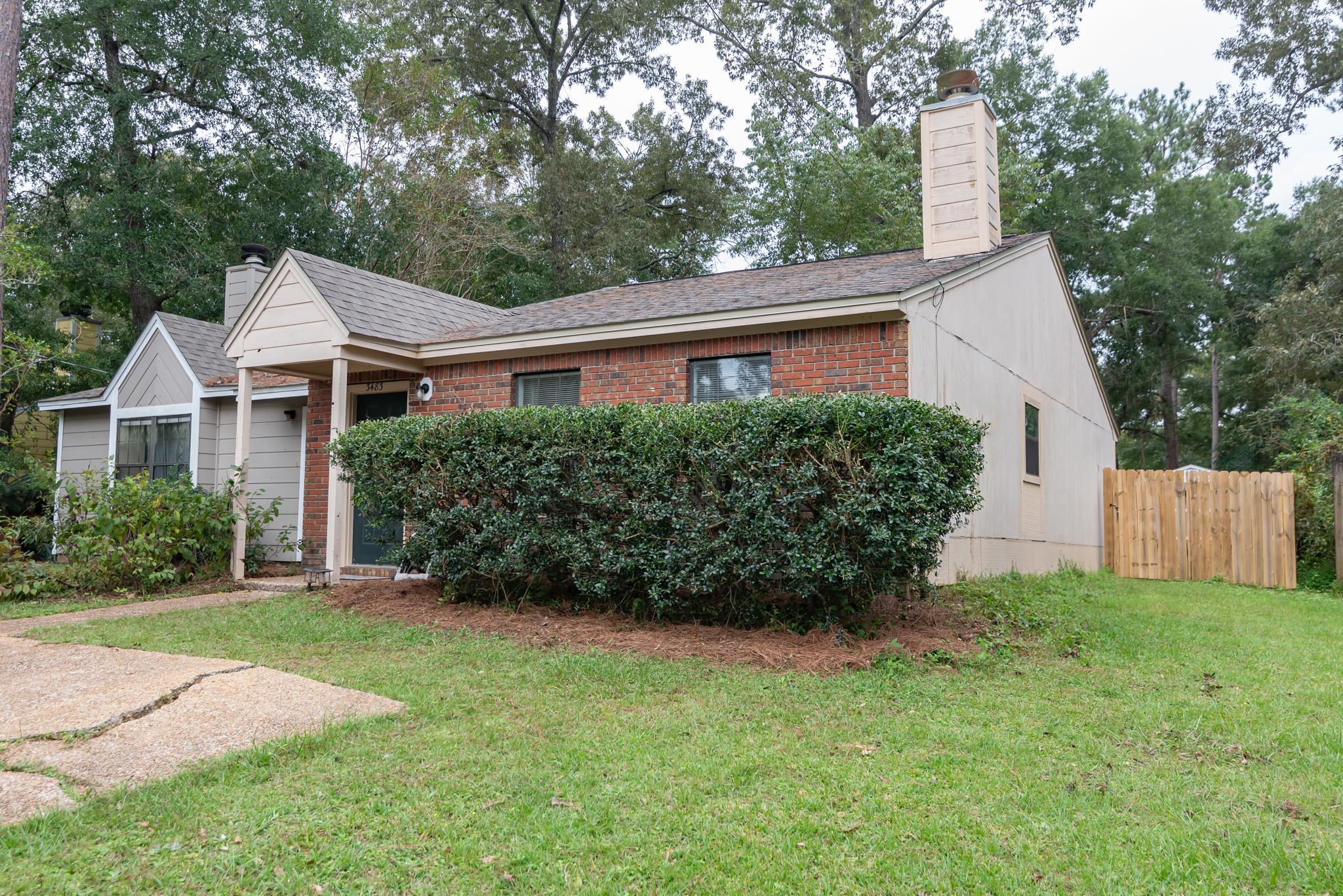 Torchmark Ln, Tallahassee, FL 32308