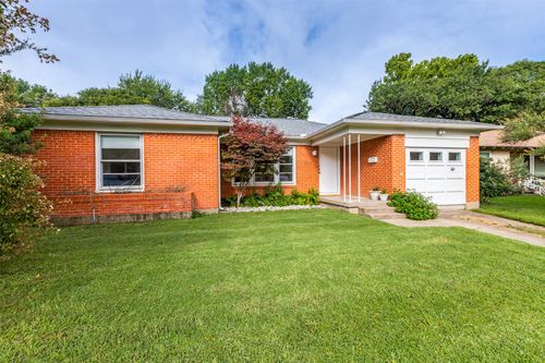 10161 Baronne Cir, Dallas, TX, 75218-1028 | Card Image