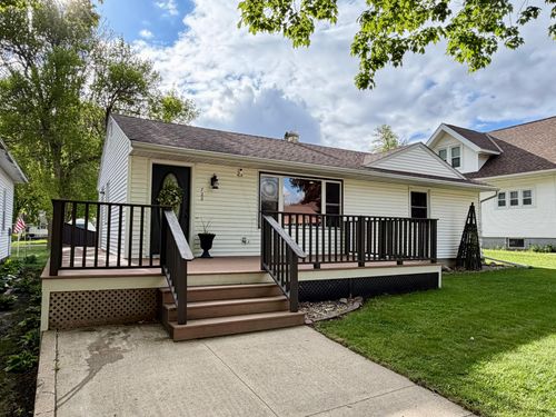 722 Adams Ave, Westbrook, MN, 56183-1123 | Card Image