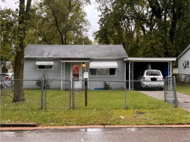Duke Dr, Saint Louis, MO 63136