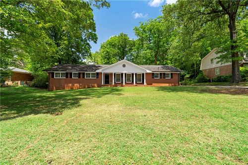 4356 Executive Dr, Stone Mountain, GA, 30083-1752 | Card Image