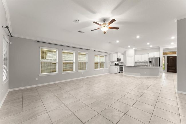 27918 Creek Flat Dr, House other with 3 bedrooms, 2 bathrooms and 2 parking in Spring TX | Image 17