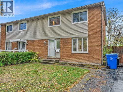 10442 Shenandoah Cres, Windsor, ON, N8R1B5 | Card Image