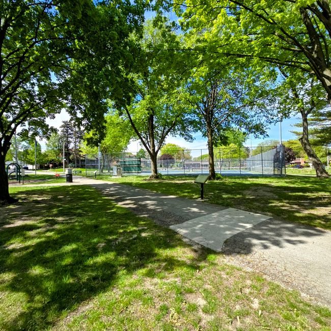9712 Shore Dr, House other with 6 bedrooms, 3 bathrooms and 2 parking in Oak Lawn IL | Image 79