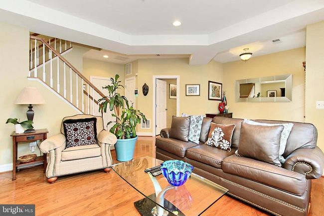 120 Fortnightly Blvd, Townhouse with 4 bedrooms, 5 bathrooms and null parking in HERNDON VA | Image 6
