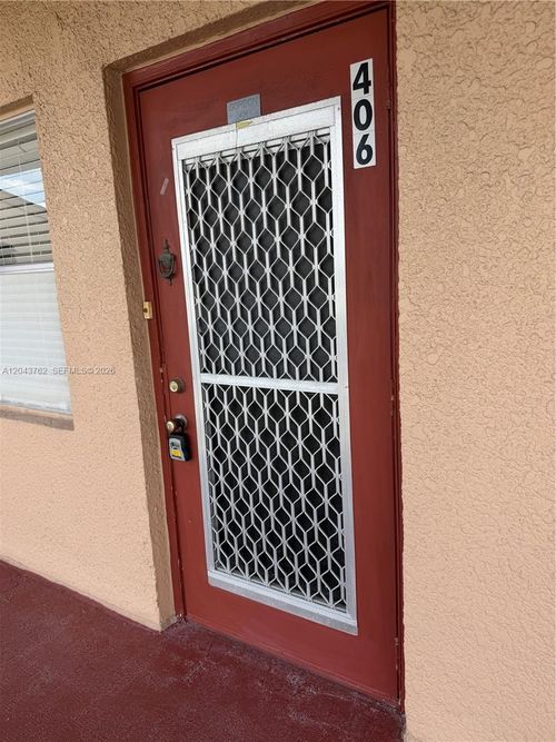 406-7220 Lake Circle Dr, Margate, FL, 33063-4872 | Card Image