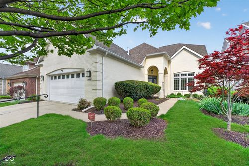 8944 Crystal River Dr, Indianapolis, IN, 46240-6433 | Card Image