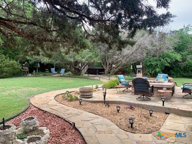 655 Hwy 236, Home with 3 bedrooms, 2 bathrooms and null parking in Moody TX | Image 25