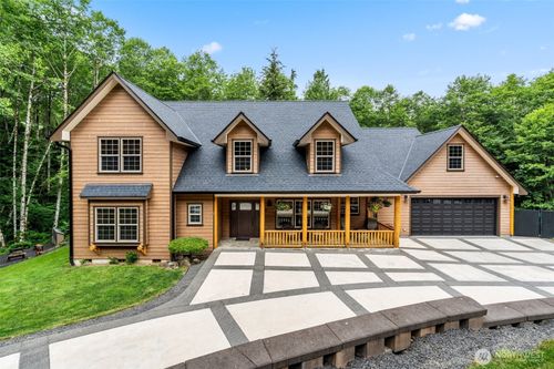 143 Scenic Ln, Mossyrock, WA, 98564-9426 | Card Image