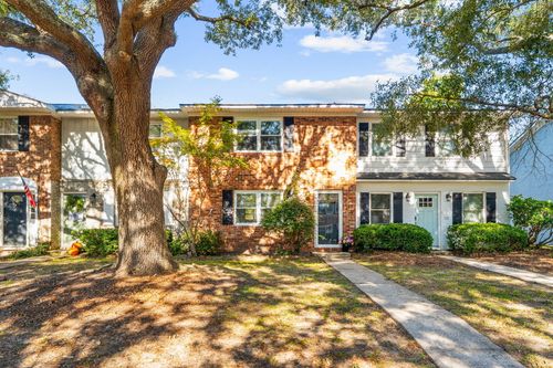 730 Harbor Ln, Mount Pleasant, SC, 29464-4936 | Card Image