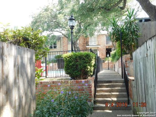 511-6718 Callaghan Rd, San Antonio, TX, 78229-4643 | Card Image