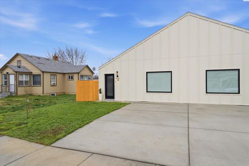 1019 E 6th Ave, Kennewick, WA, 99336 | Card Image