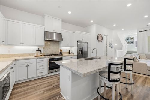 27420 Horizon View Ln, Valencia, CA, 91381-2166 | Card Image