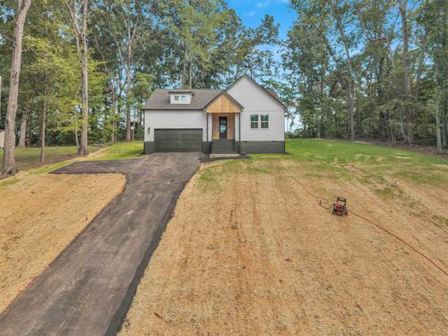 245 Tucker Rd, spartanburg, SC, 29306-5520 | Card Image