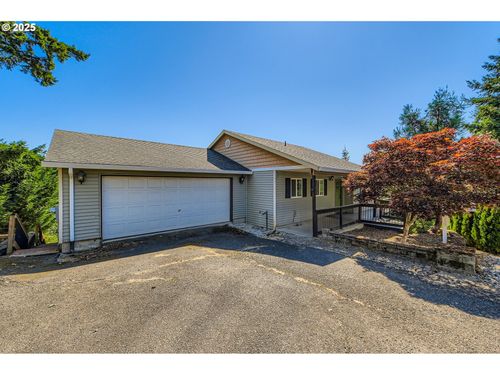 743 Se Forest Glen Rd, Estacada, OR, 97023-8411 | Card Image