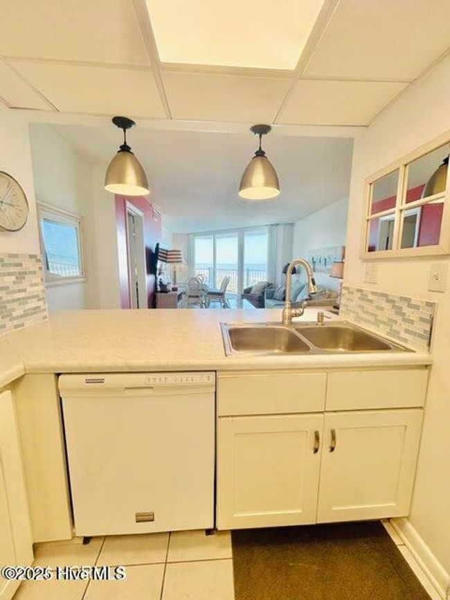 UNIT-2309 - 2000 New River Inlet Rd, Condo with 3 bedrooms, 2 bathrooms and null parking in N Topsail Beach NC | Image 4