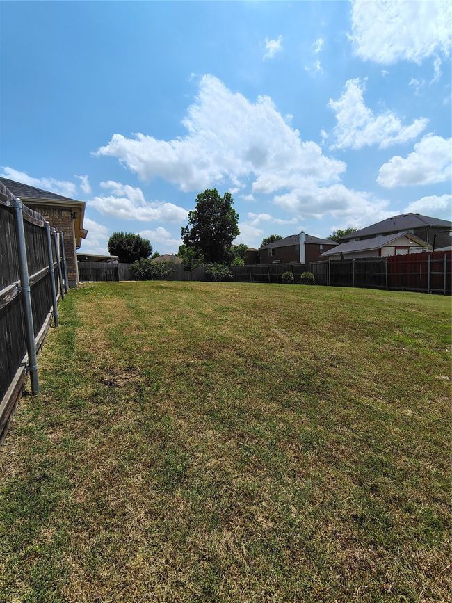 View of yard | Image 25