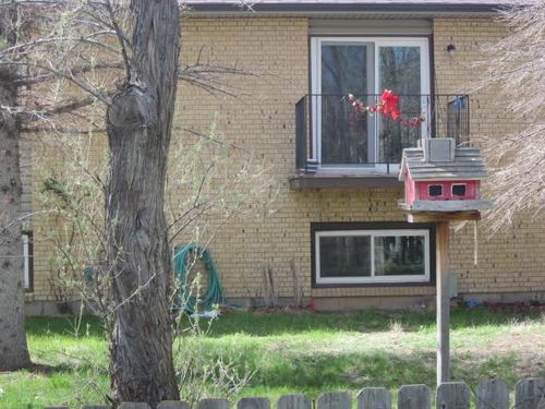 452 W Cottonwood St, Medicine Bow, WY, 82329-5081 | Card Image