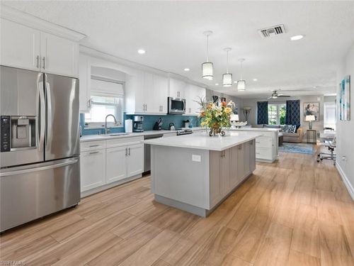 744 110th Ave, Naples, FL, 34108-1820 | Card Image