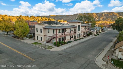 202-450 West Ave, Rifle, CO, 81650-2252 | Card Image