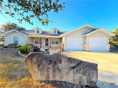 849 Scenic Hills Dr, Canyon Lake, TX, 78133-6915 | Card Image