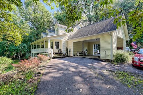5221 Pine Crest Rd, Young Harris, GA, 30582-2603 | Card Image