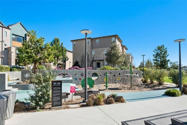 125 Seep, Condo with 4 bedrooms, 4 bathrooms and 2 parking in Irvine CA | Image 49