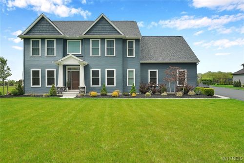 2240 Lapham Rd, East Aurora, NY, 14052-2723 | Card Image