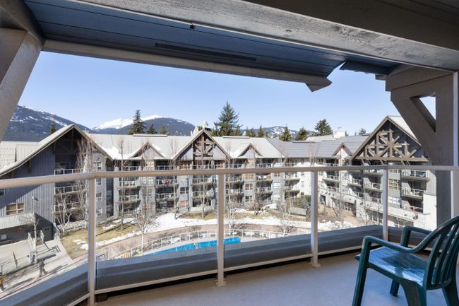 558 - 4800 Spearhead Drive, Condo with 2 bedrooms, 2 bathrooms and null parking in Whistler BC | Image 9