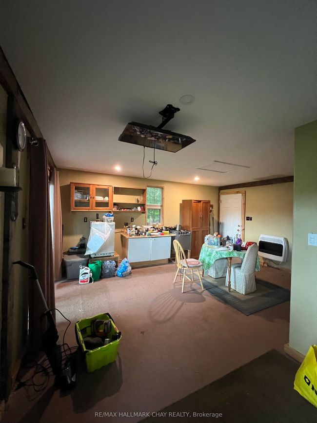 0 Chapman Strong Rd, Home with 0 bedrooms, 0 bathrooms and 8 parking in Sundridge ON | Image 11