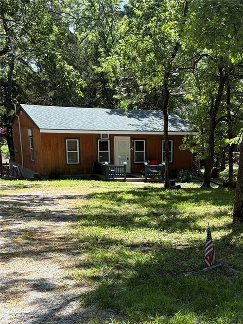 34 Hillside Dr, Mound City, KS, 66056-6268 | Card Image