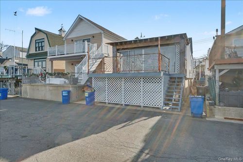 13d-13 Edgewater Park, New York, NY, 10465 | Card Image