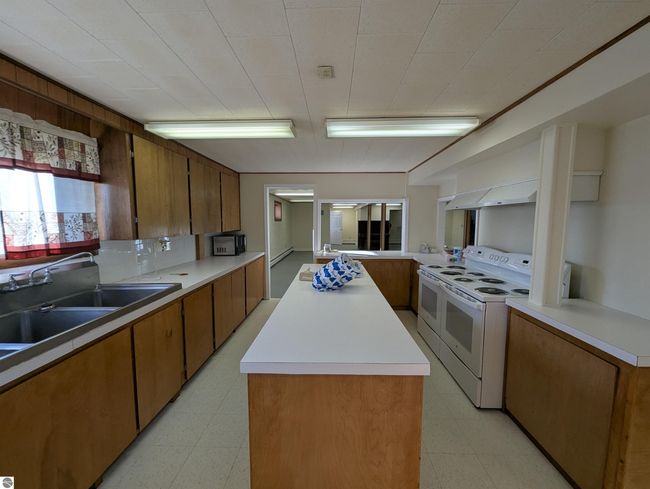 320 N State St, Home with 0 bedrooms, 0 bathrooms and 20 parking in Twining MI | Image 40