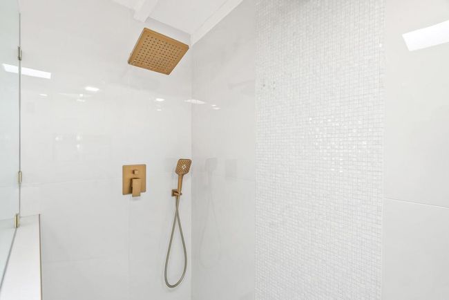Primary Bath Shower | Image 24