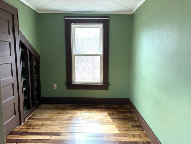 7 Stanton Ave, House other with 4 bedrooms, 1 bathrooms and 2 parking in Huntington MA | Image 21