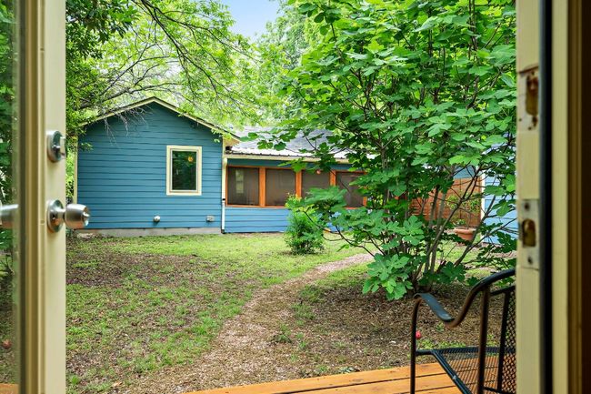1516 Madison Ave, House other with 2 bedrooms, 1 bathrooms and 4 parking in Austin TX | Image 35