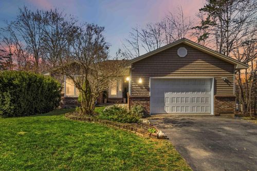 7A Short Street, Dartmouth, NS, B2X2P1 | Card Image