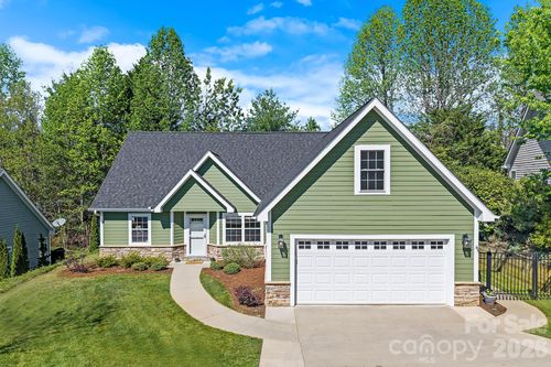 82 Grove End Rd, Fletcher, NC, 28732-8336 | Card Image